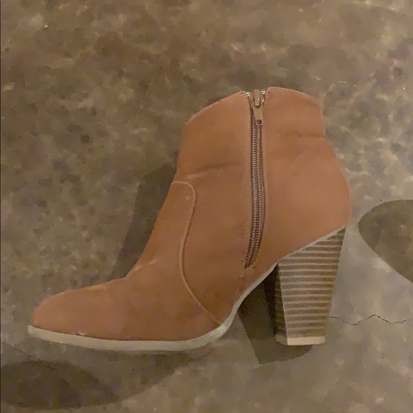 Brown fridge booties - Picture 3 of 6